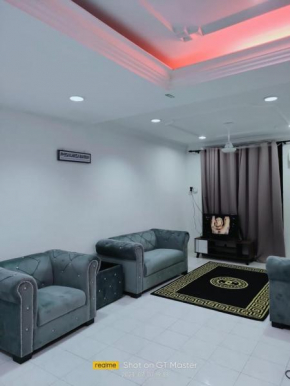 NAURAH HOMESTAY